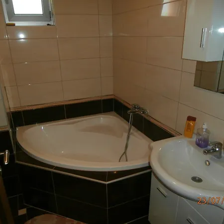 Gasthof Golden Lily 3*